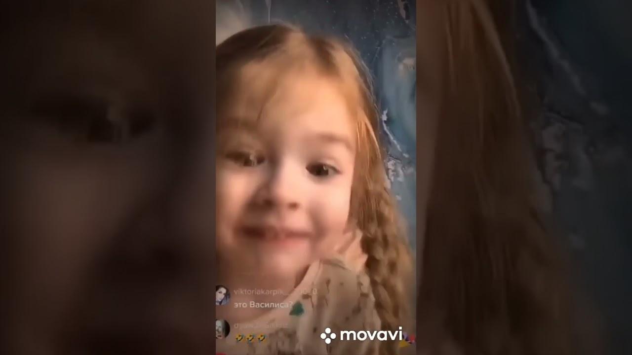 Василиса в прямом эфире выпрашивает у незнакомого дядьки мороженое 🍨