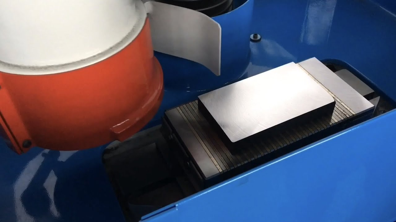 O.M.N. Machines à rectifier les surfaces planes / Rectifieuses - Remettre en axe le moteur meule