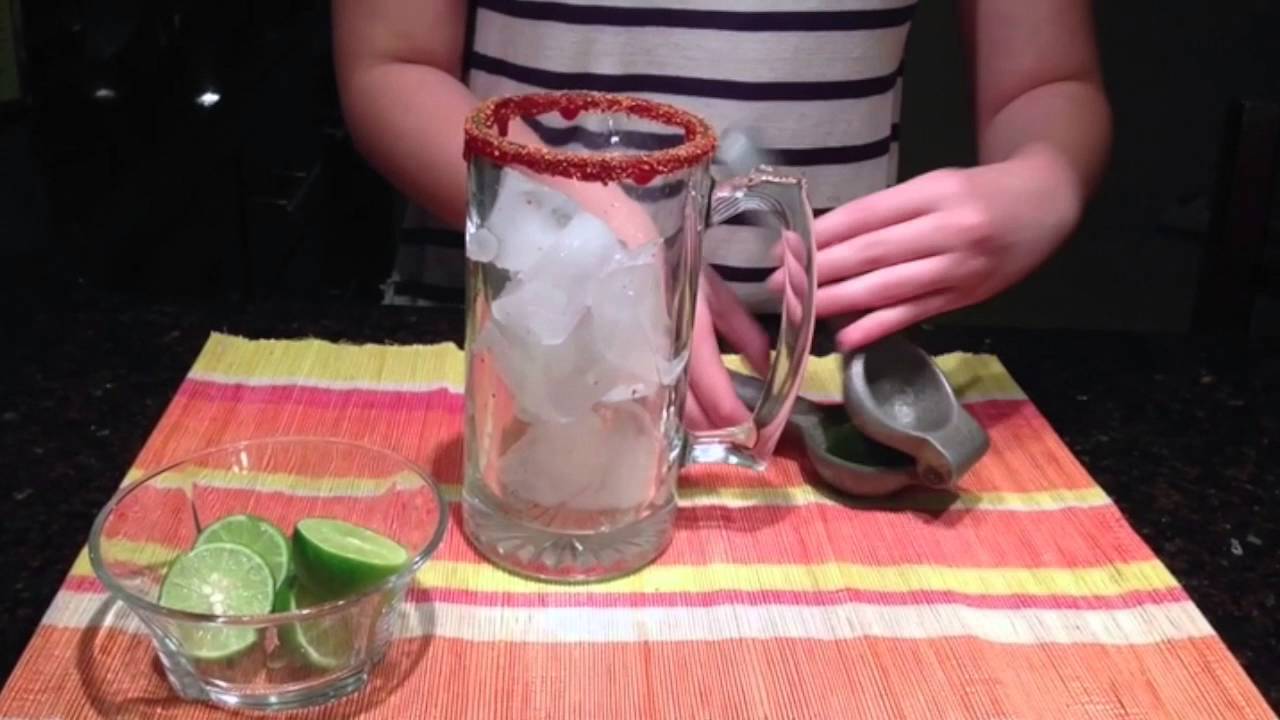 Dos XX- How to make a Michelada