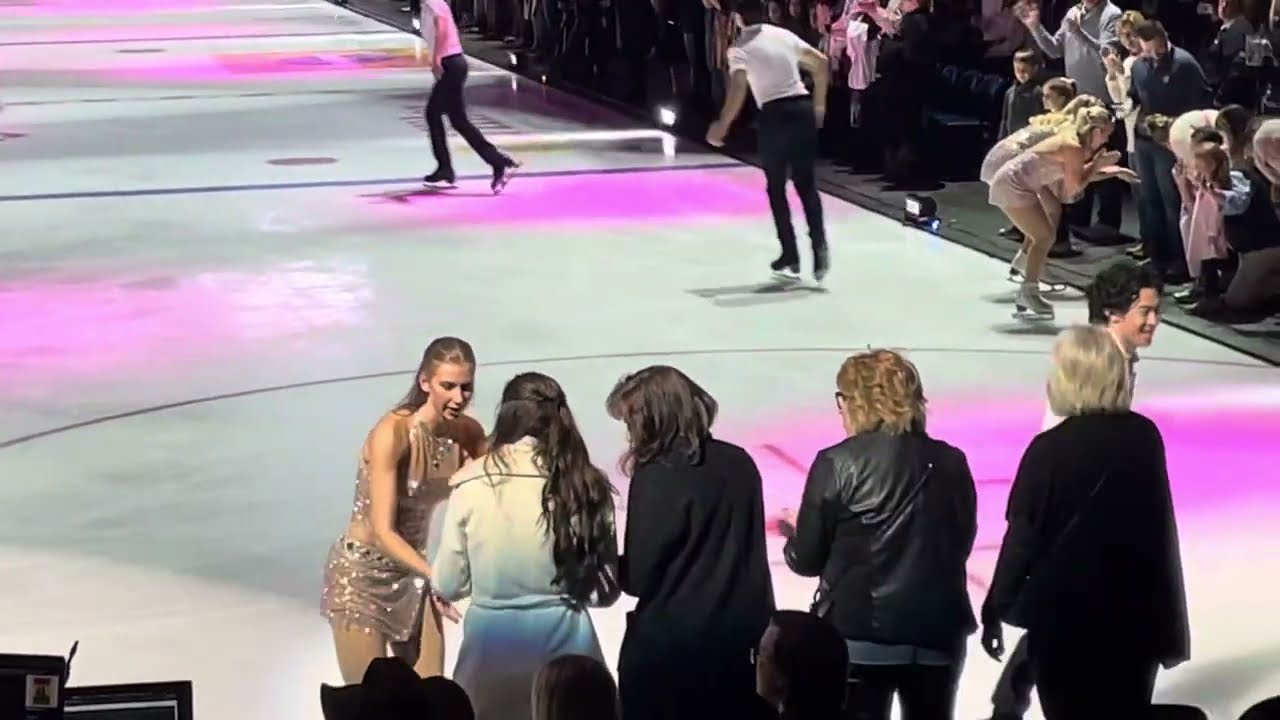 Scott Hamilton & Friends Entire Cast Bows and Exit Music by Sixwire