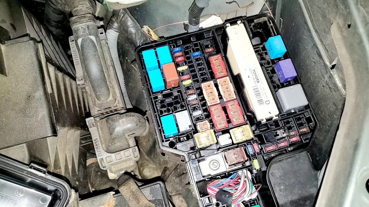Toyota Sienna 2012 AC Fuse and Relay