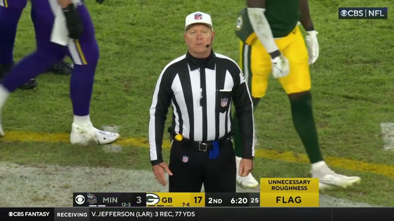 Quay Walker BODY SLAM tackle & Kirk Cousins gets picked again