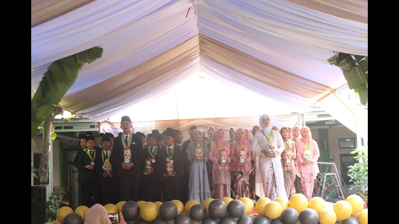 Paturay Tineung (Upacara Adat) Siswa/i SDIT AL-KIFAH Angkatan ke 5