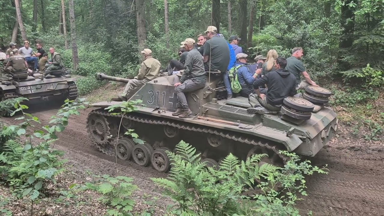 Panzer Parade @ Militracks 2025: 3 Hetzers, 2 StuG III's, & a Nashorn (Sd.Kfz 164). Tank Destroyers!