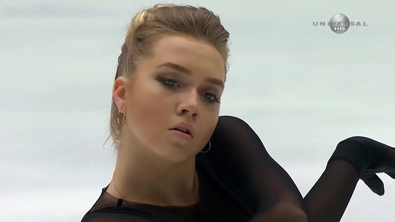 2016 Cup of China - Elena Radionova SP Universal HD