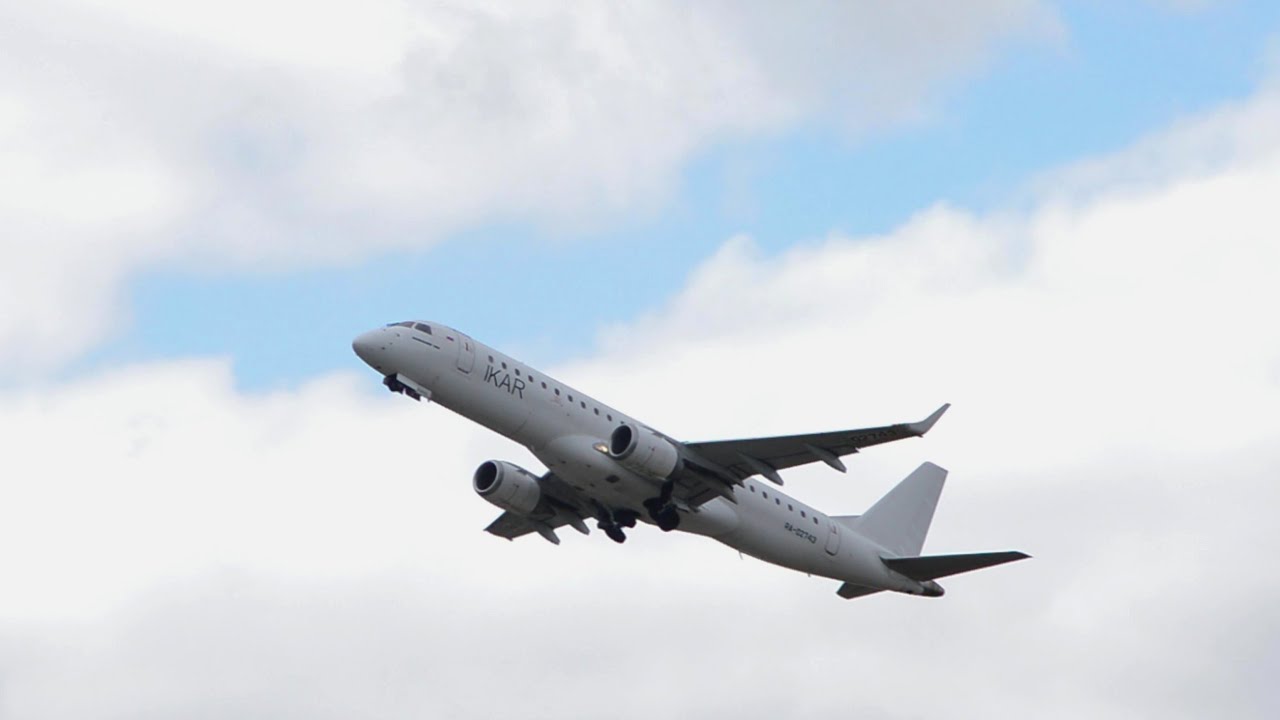 Руление и взлёт Embraer 190 (Ra-02743) а/к: Ikar