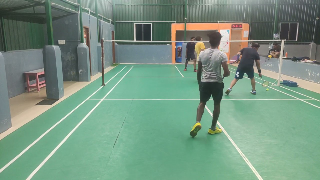 Badminton classic return