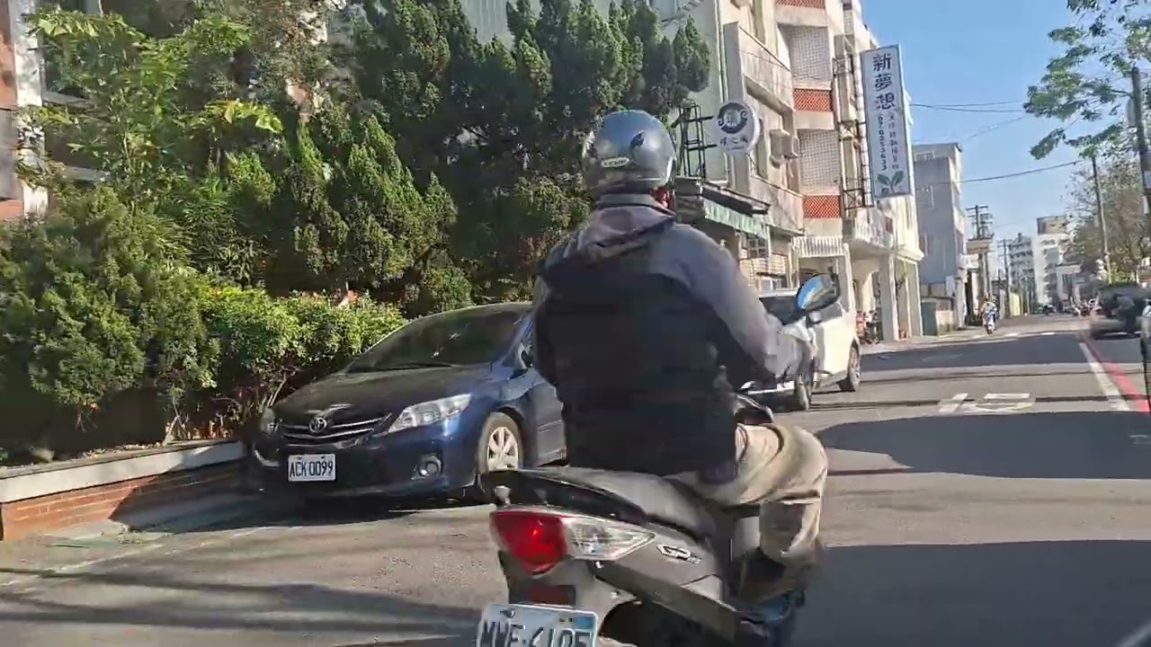 🇹🇼JALAN JAJAN SORE KESUPERMARKET #VLOGSVIDEO💛 TAIWAN KAOHSIUNG 🫰