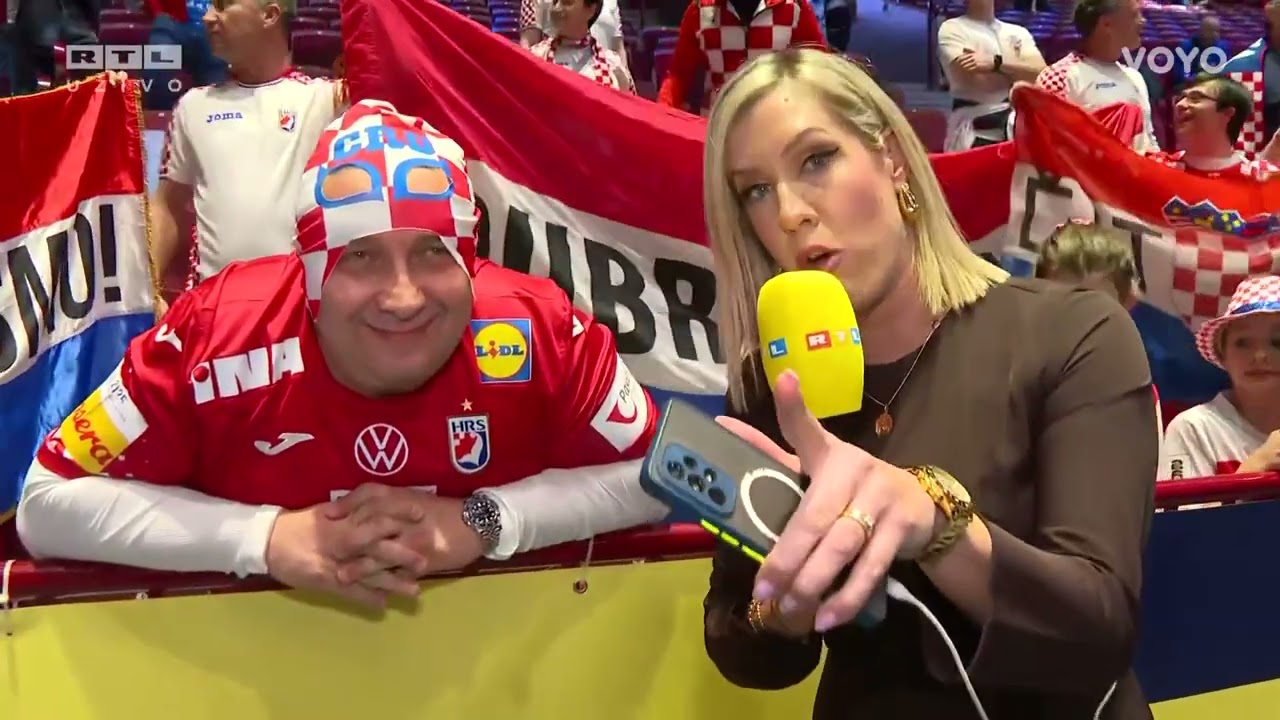 Mirza Džomba naklonio se navijačima koji vjerno prate naše rukometaše
