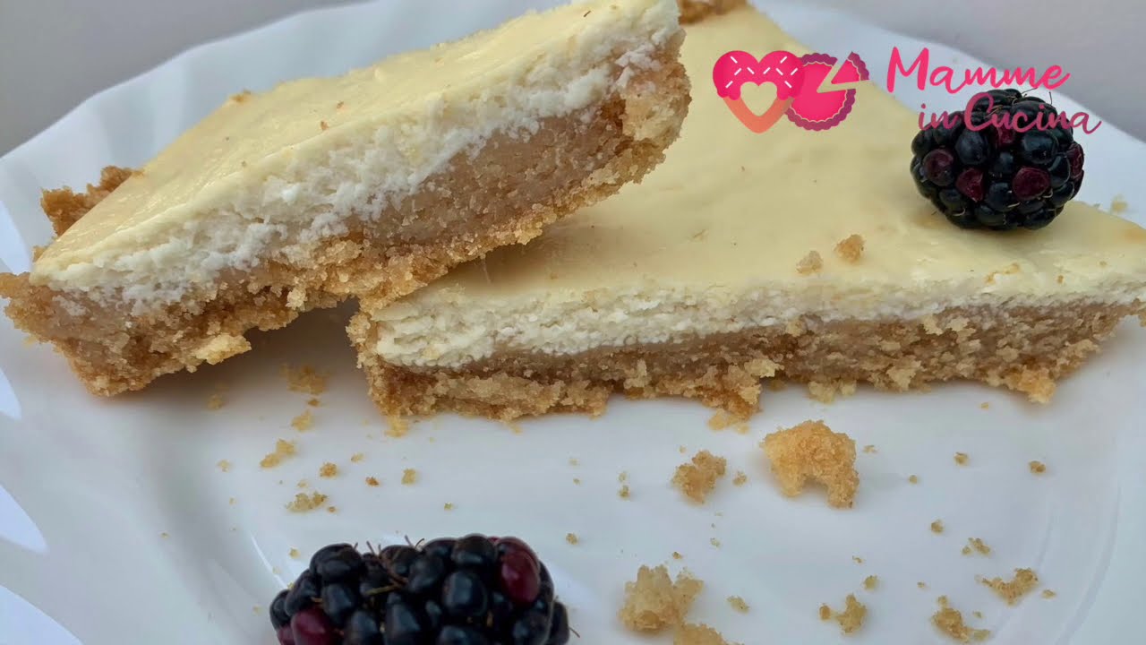 Cheesecake light e cremosa, si prepara in 15 minuti con 4 ingredienti!