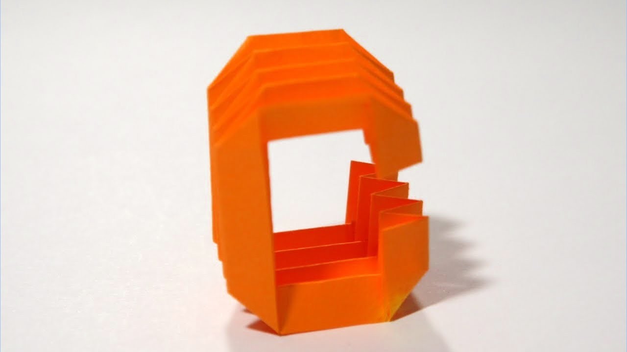 How to make an origami letter 'C'