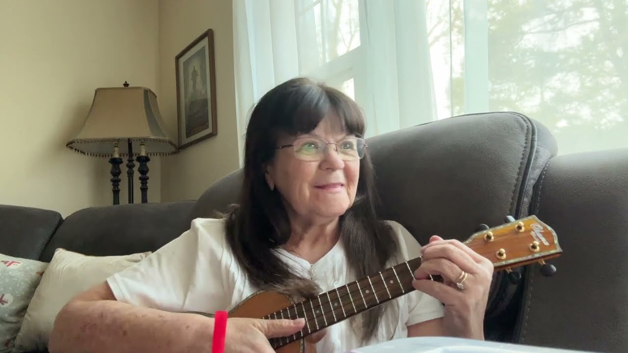 100 Days of Ukulele 2026 - Day 5/100 - Dreams (ukulele cover)