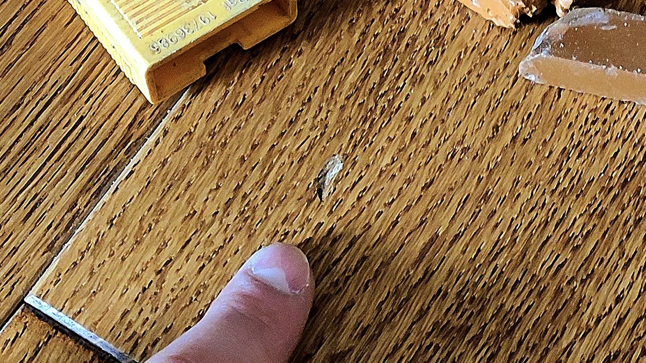PARQUET REPAIR DIY - How to perfectly fix damage to a wood floor in 5 minutes