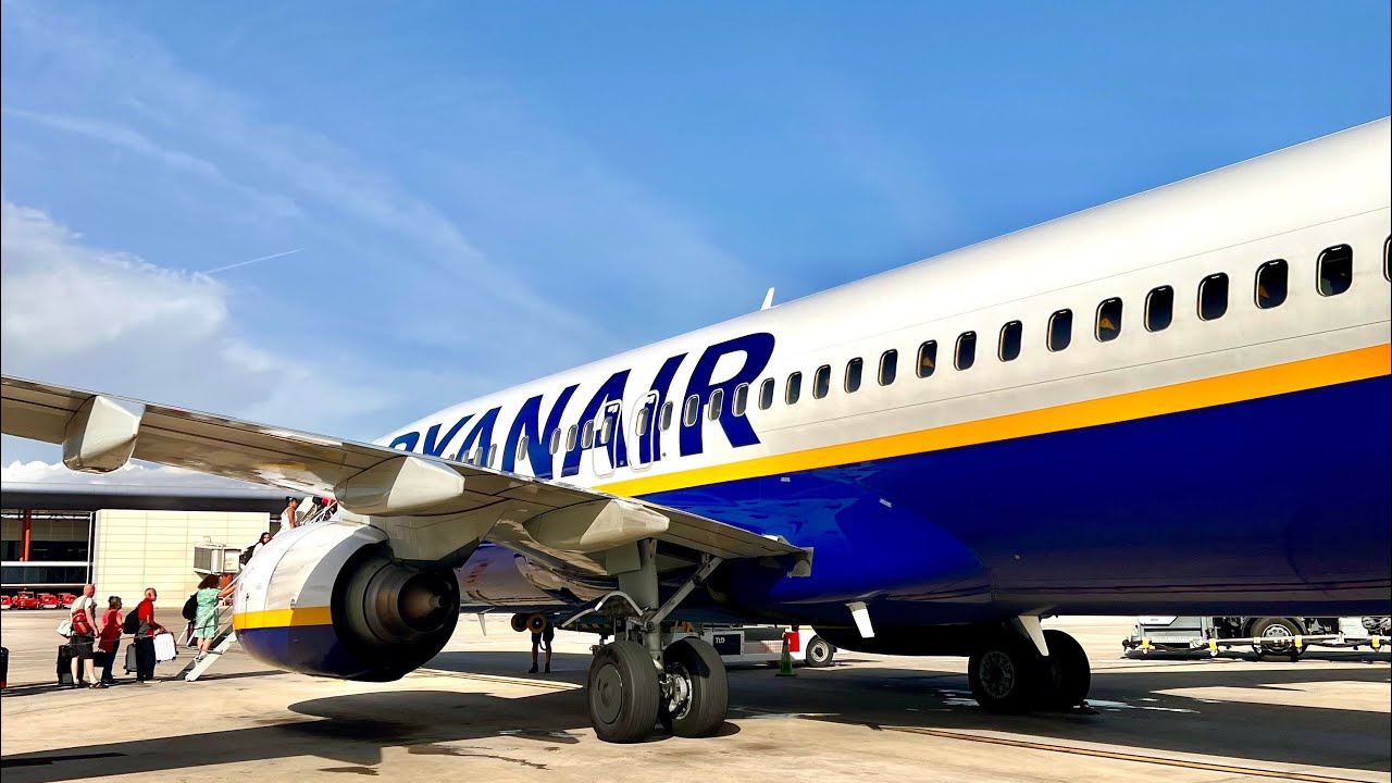 ASMR relaxing Boeing 737-800 Cabin Sound - CFM Engine Start Up and Take Off Noise.