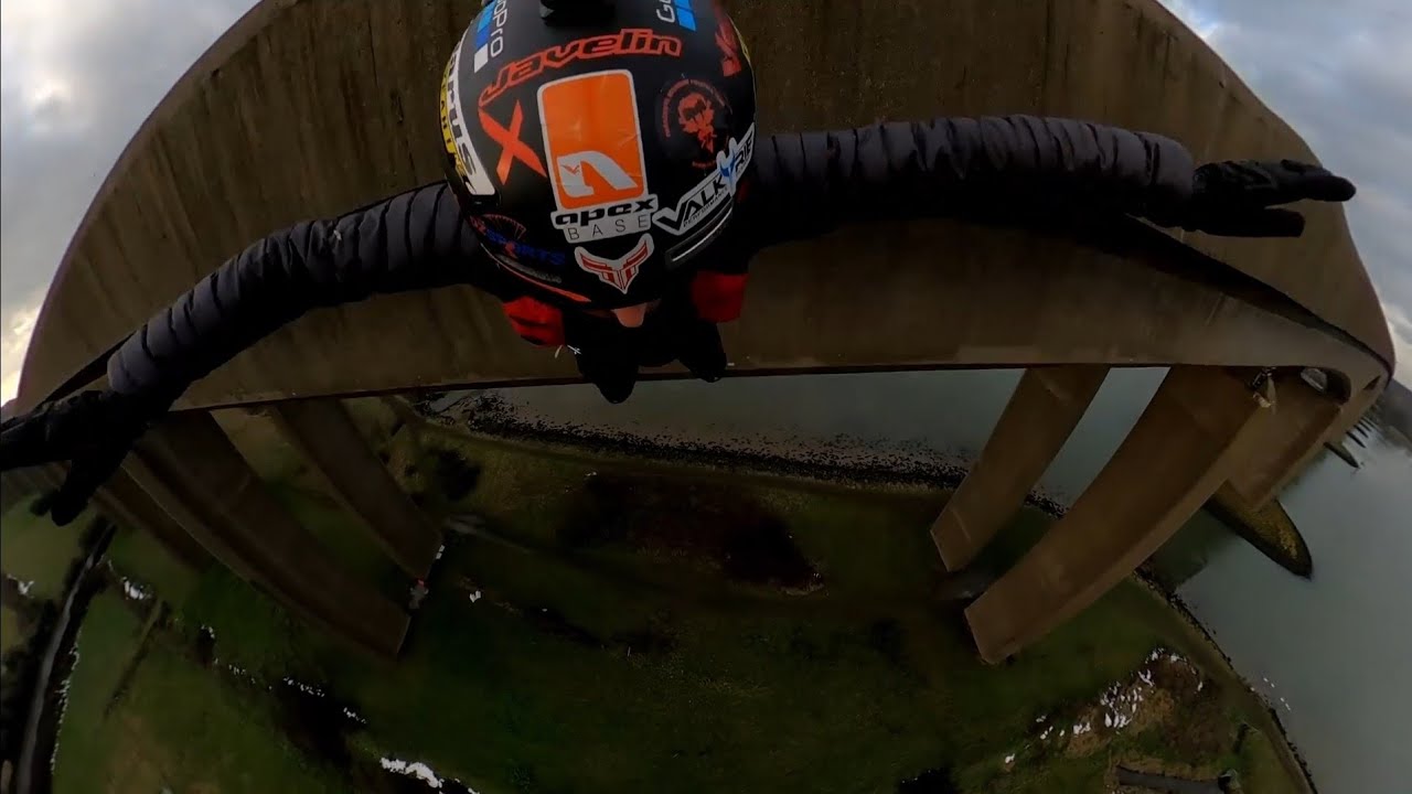 Short Bridge BASE Jump uk
