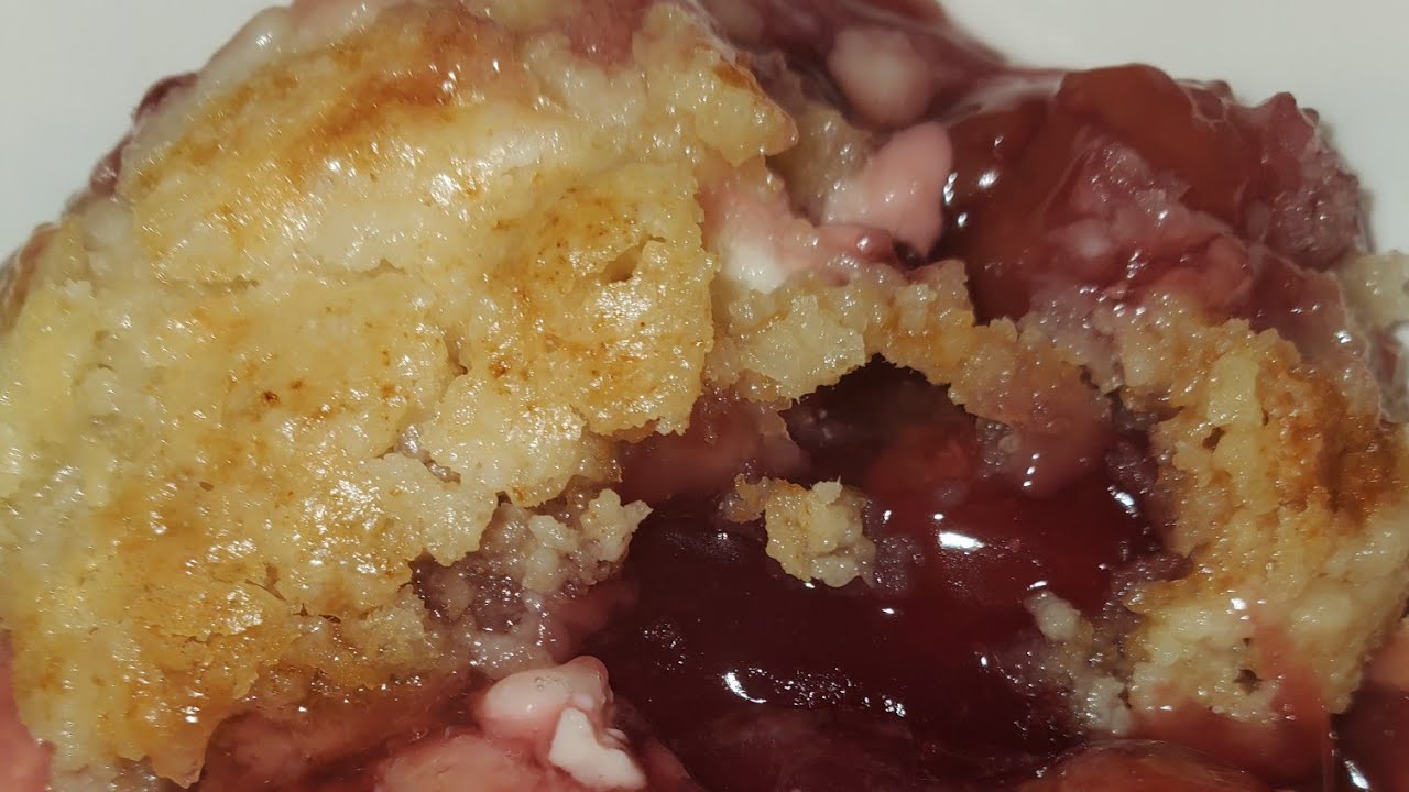 Cherry Cheesecake Dump Cake 4 ingredients