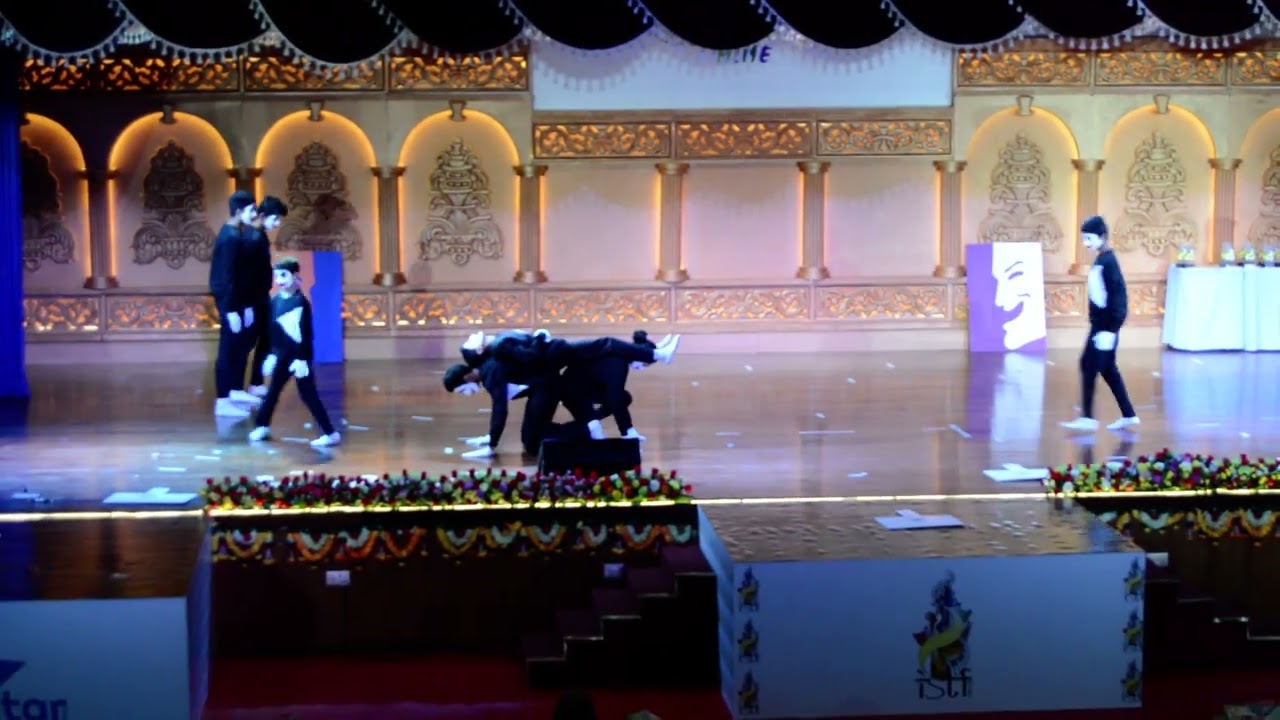 Mime on an act of kindness during Kerala floods.