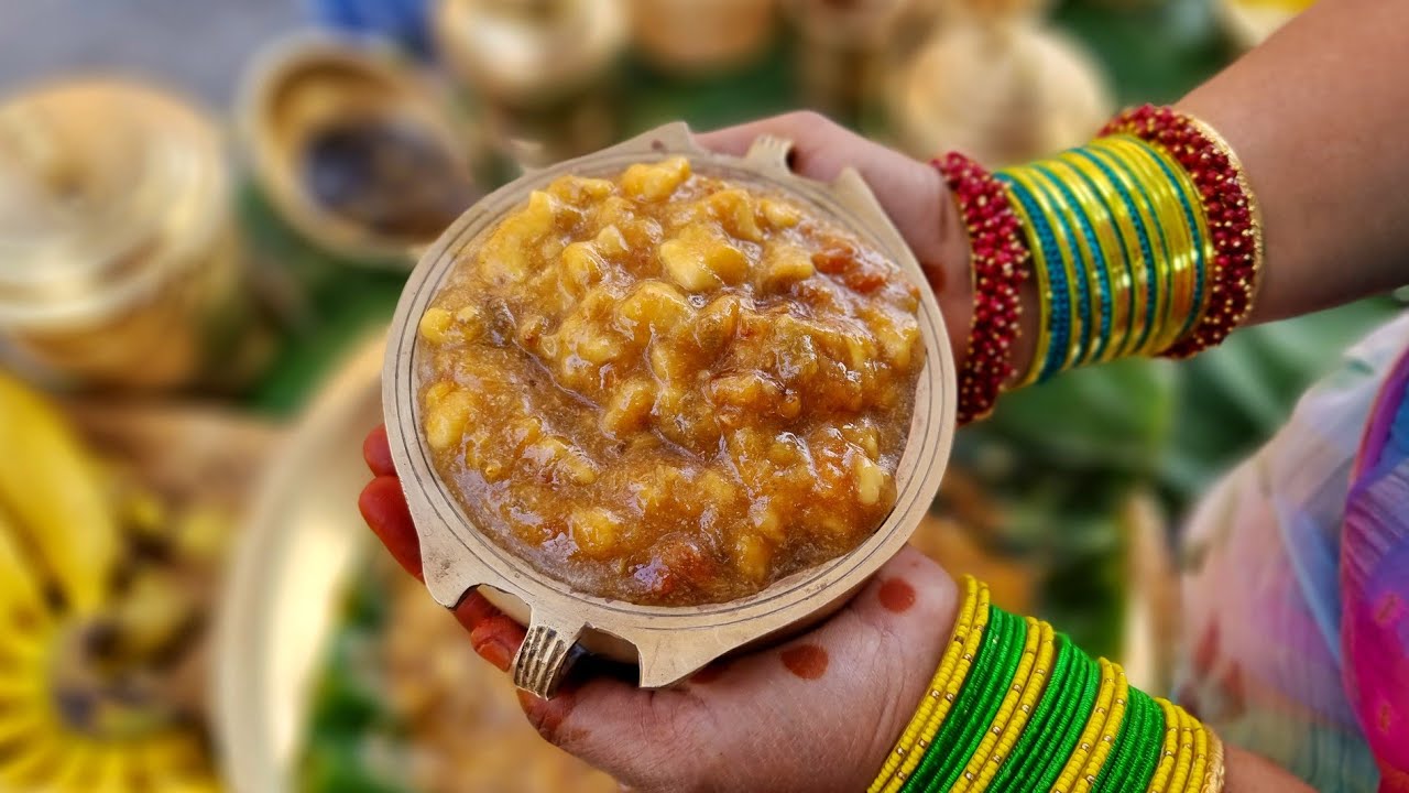 Palani Panchamurtham |  பஞ்சாமிர்தம் making in temple #foodzeee