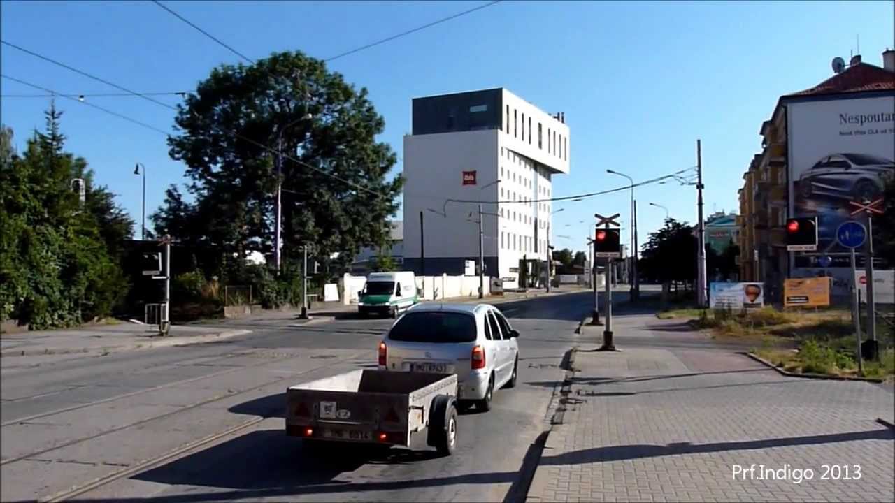 Přejezd AŽD 71 Olomouc-Nová Ulice - tramvaj × vlak
