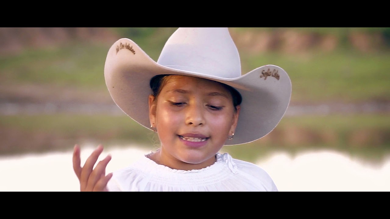 Un Mensaje Hecho Canción - SOFÍA COLÓN (Video Oficial)