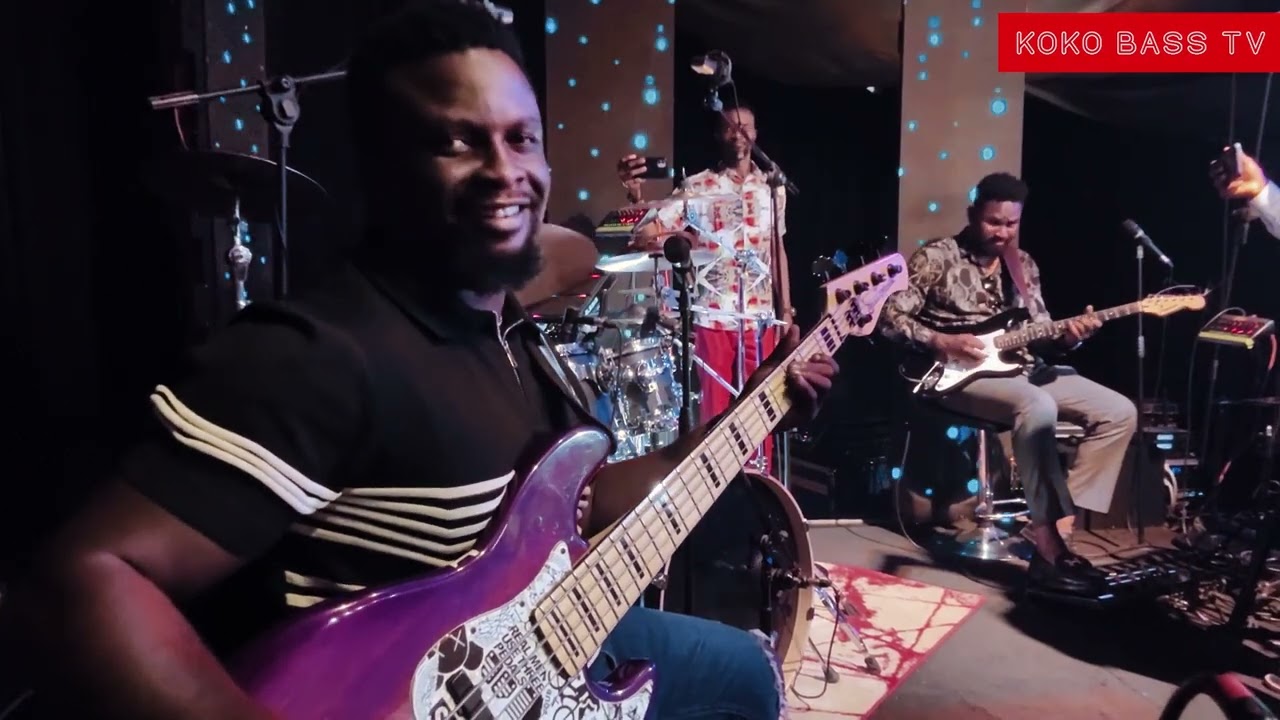 THIS NEW DRUMMER CAME READY - HOT SPONTANEOUS MAKOSSA PRAISE PARTY COMPILATION