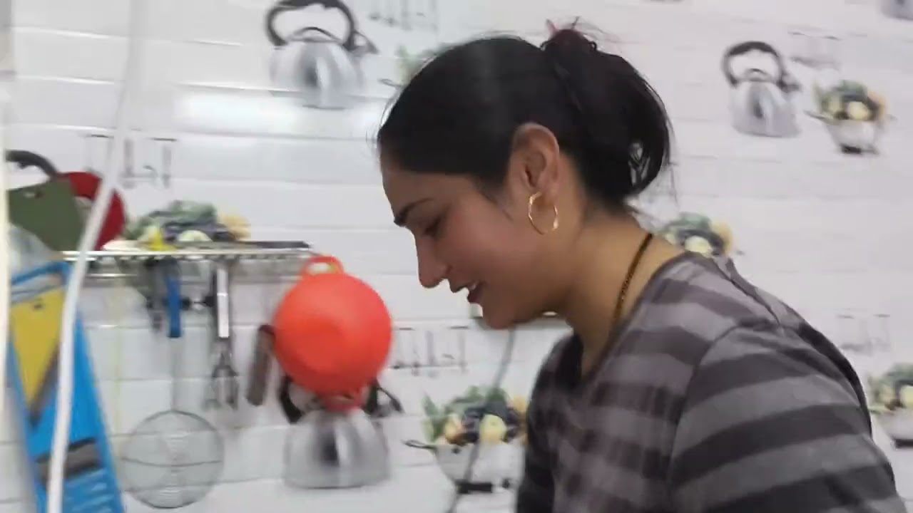 आज मम्मी और विराज आए हमारे घर 