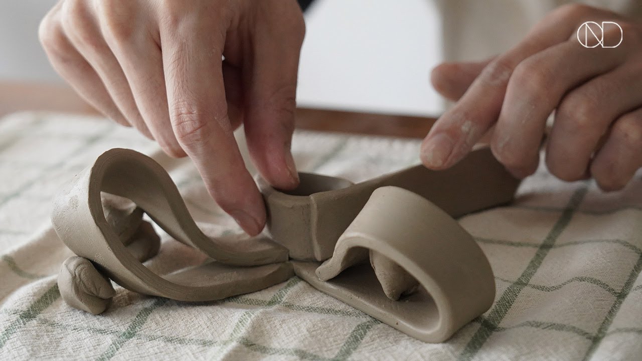 도자기로 만드는 리본 캔들 홀더 : Making a Pottery Ribbon Candle Holder  [ONDO STUDIO]
