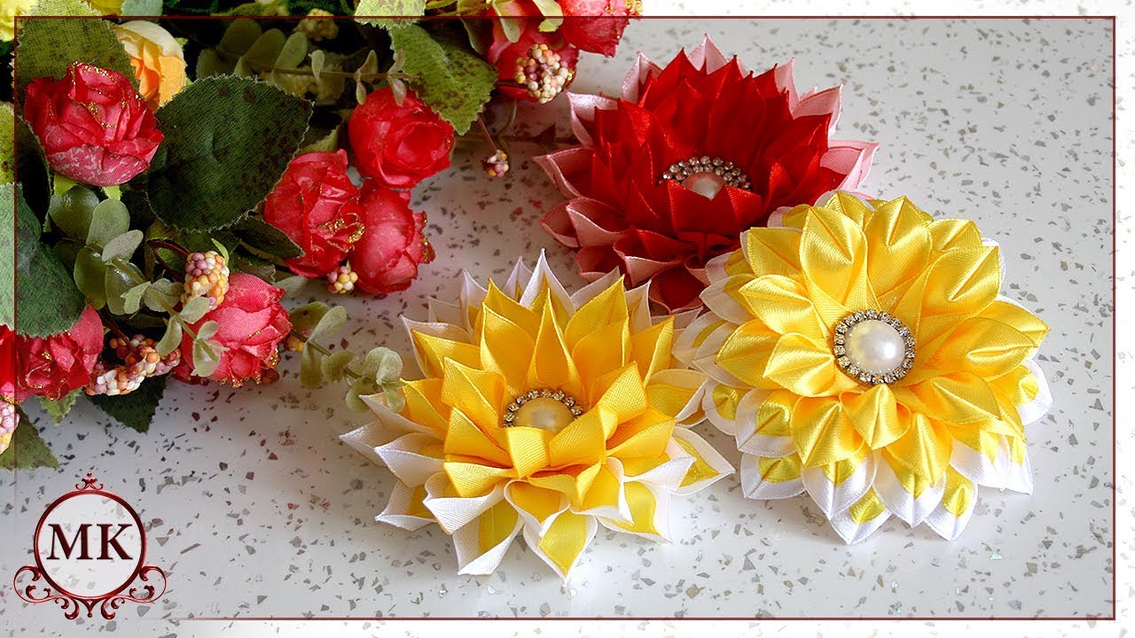 Цветы из лент. Двойной цветок. Канзаши. МК. / DIY. Scrunchy. Ribbon flowers. Kanzashi.