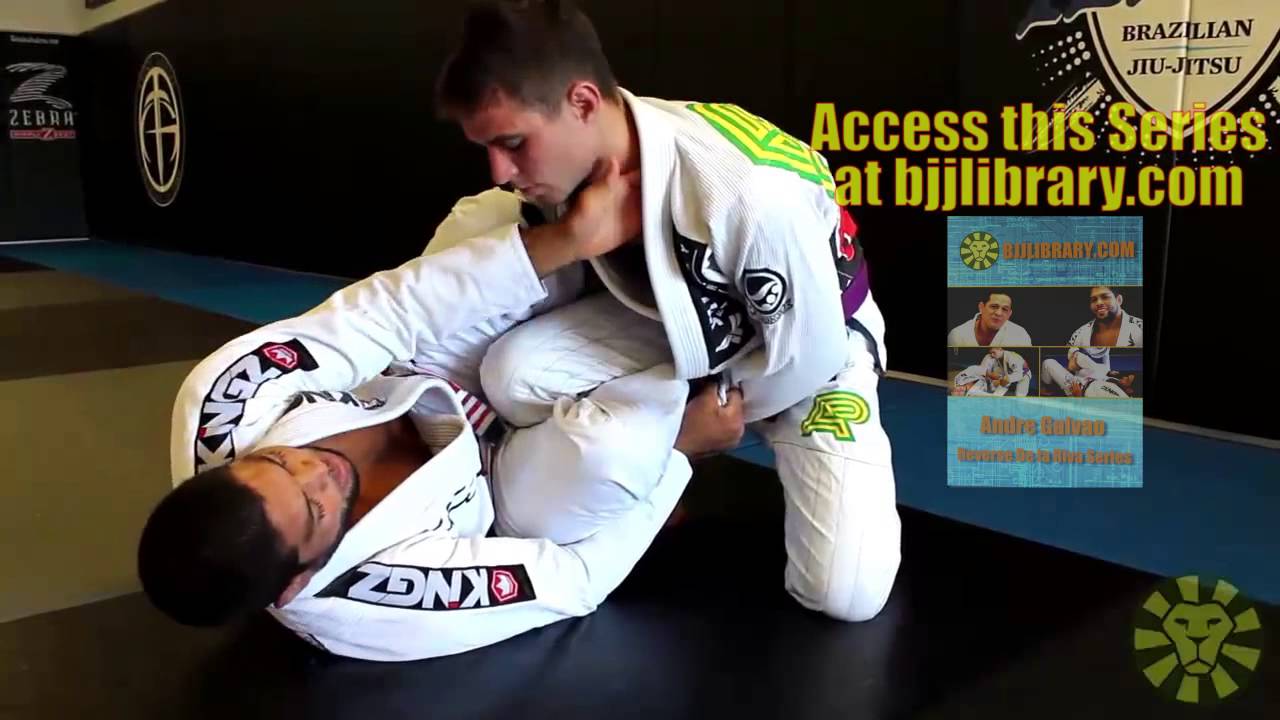 Reverse De la Riva Sweep with Andre Galvao (BJJLIBRARY.COM)
