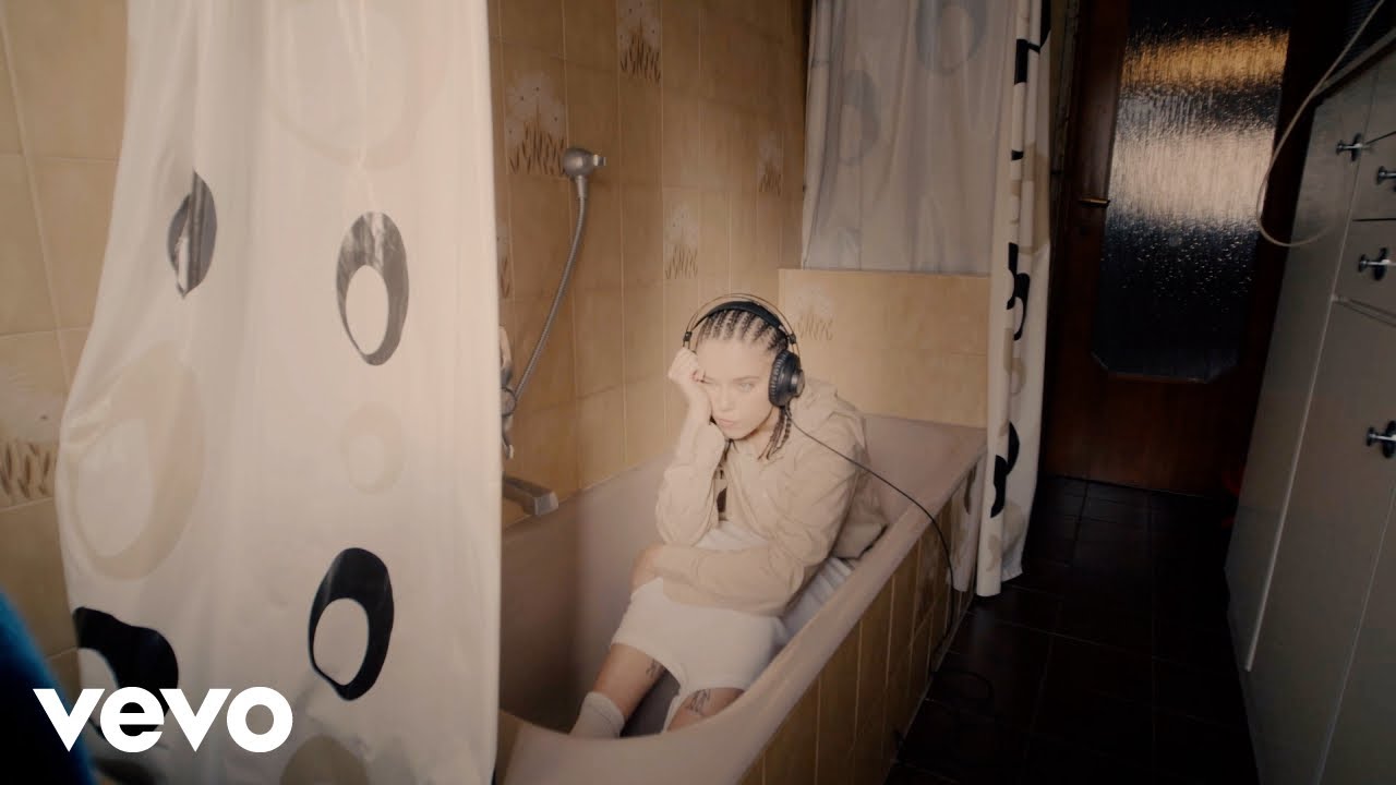 Vale LP - Cosa Mi Fai? (Visual Video) ft. VillaBanks