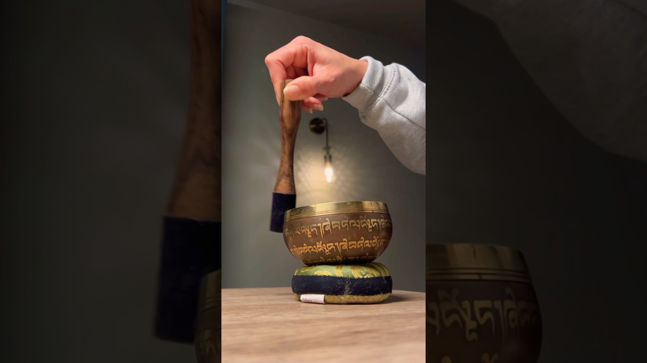 Tibetan Healing Music &bull;  Remove Negative Energy & Cleanse The Aura #singingbowl #shorts #fyp