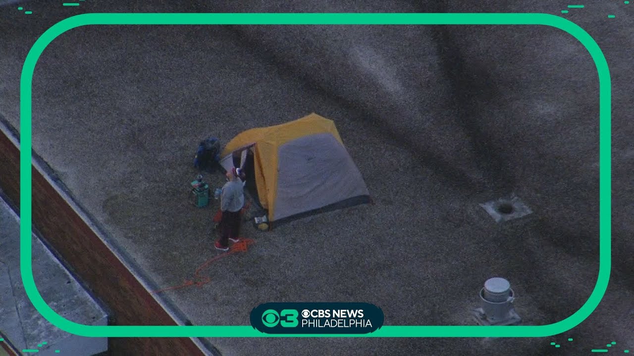 Pennsylvania elementary school principal sleeps on roof after students raise money for playground
