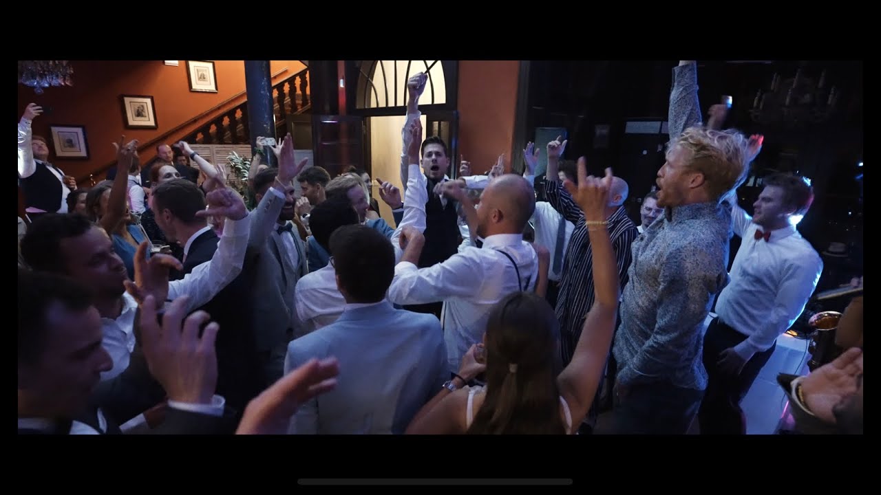 Sehr coole Hochzeit mit freier Trauung im Schloss Eldingen. Beste Trauzeugenrede ever!