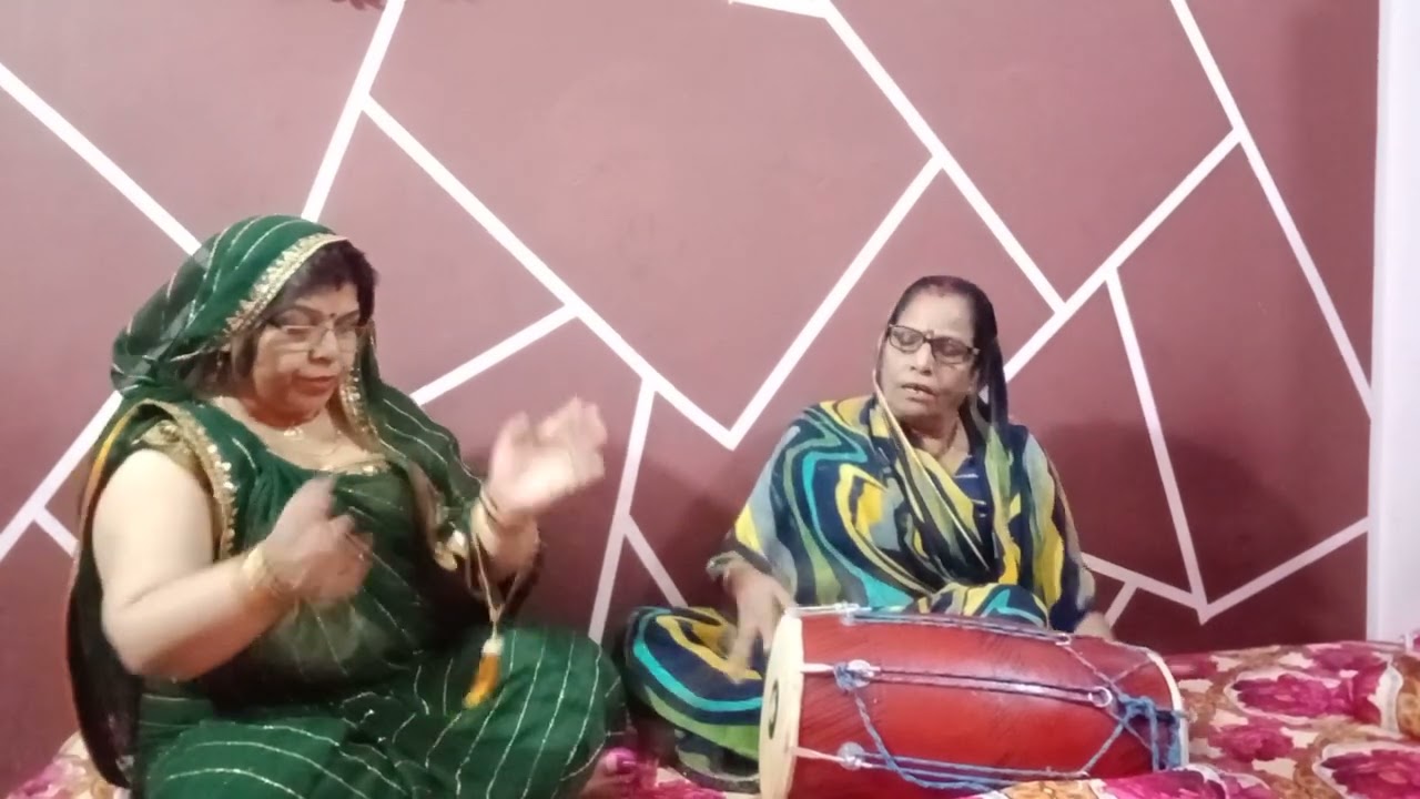 नवरात्रि स्पेशल भजन 🙏 मैं तो मैया की बनूंगी सेवादार लगाऊं झाड़ू मंदिरमें #वायरल वीडियो #लाइक  🌹🥀🙏