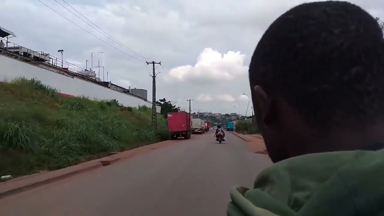 Trajet mvog mbi/nsam ( quartier de Yaoundé)