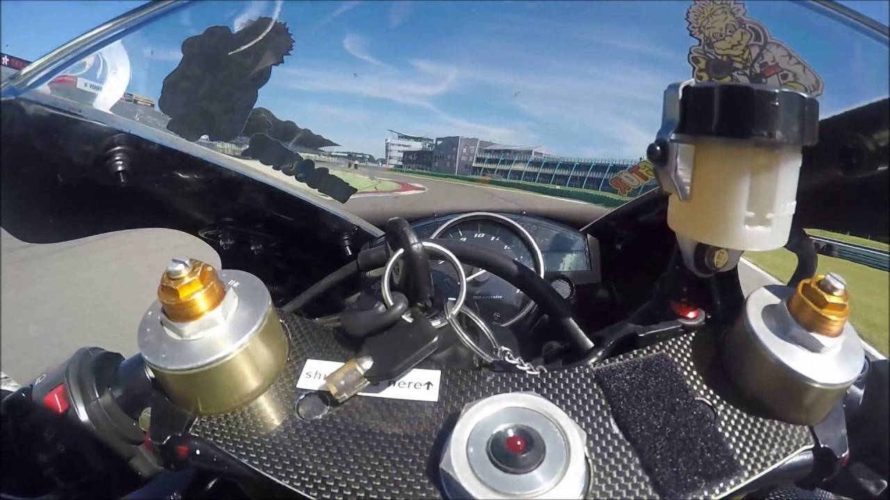 Onboard Yamaha R1 2005 Circuit TT-Assen