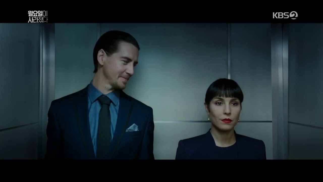 30대 점잖은 척 하지만 음흉하고 능글능글한 남자