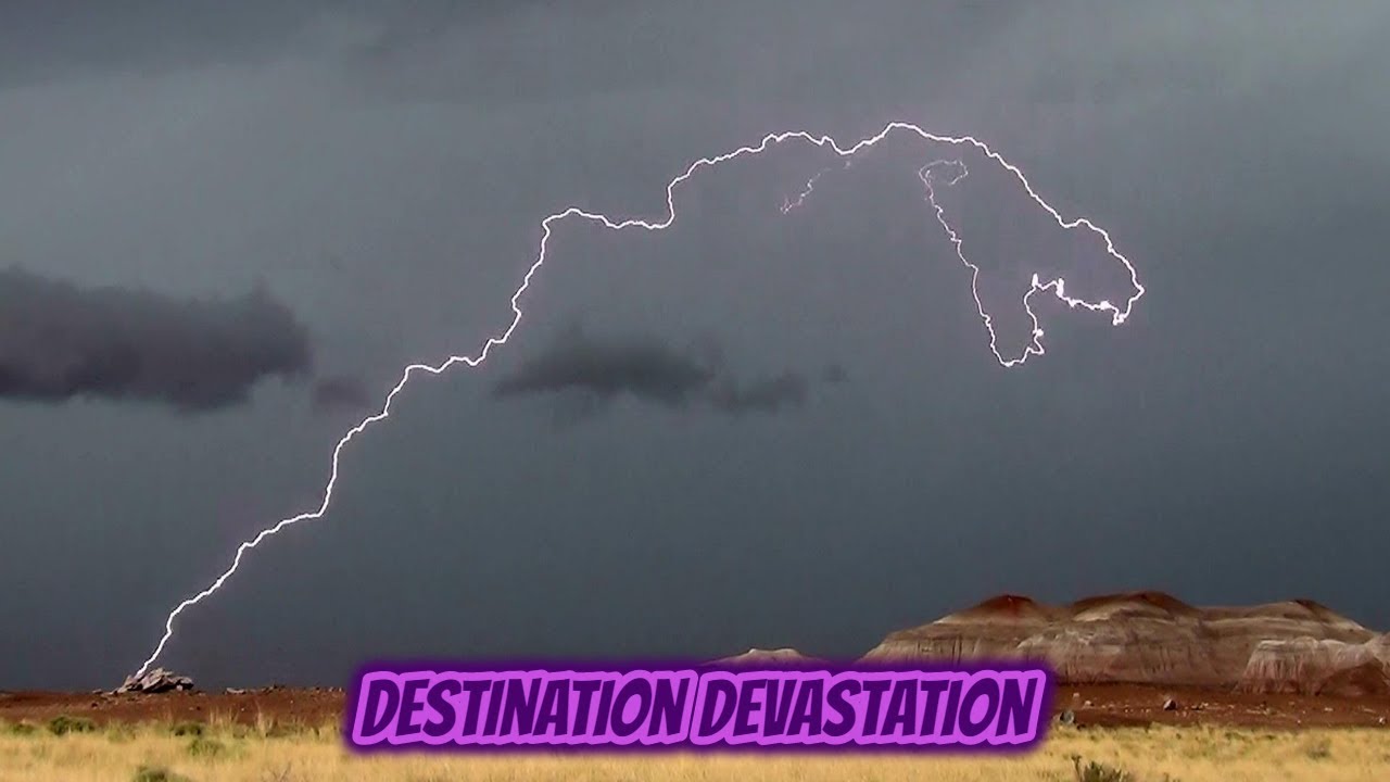 Extreme weather Australia, large hail. 133,000 lightning strikes New South Wales, Queensland