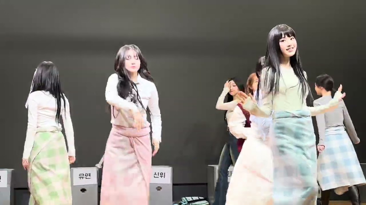 트리플에스 triples vv 20250301 에버라인 fansign 힛더플로어 hit the floor 무대