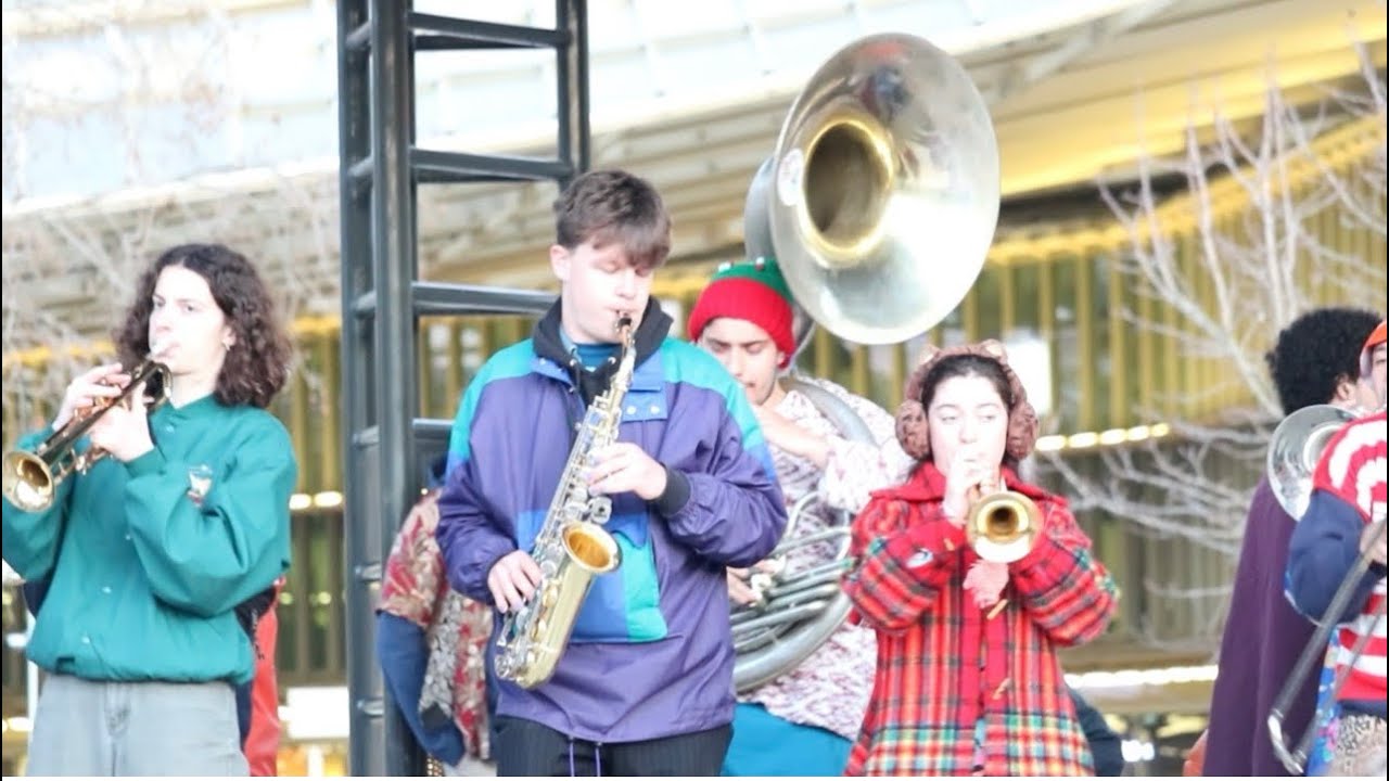 Amazing Street Brass Band Performance 🎺 | Saxophone & Trumpet Live Music