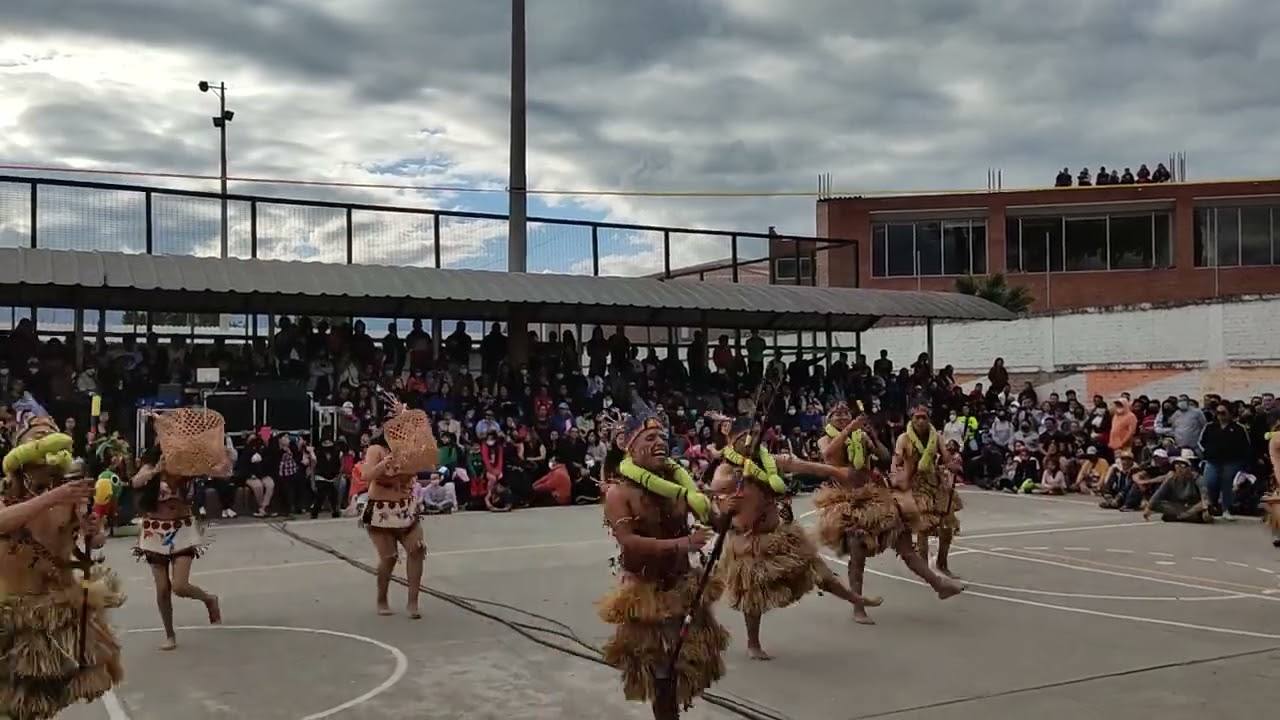 proyeccion folklorica inti raymi azogues