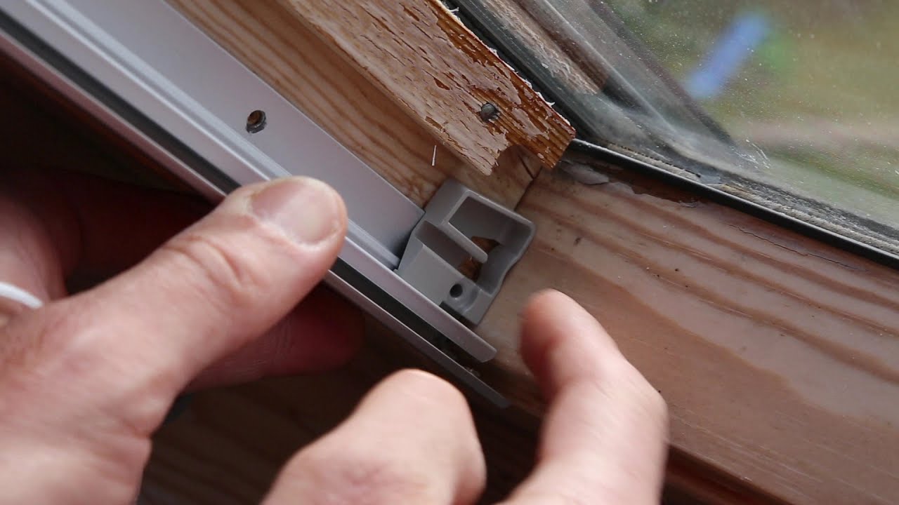 Ремонт жалюзи Velux — шнур потёрся/порвался — как недорого починить с помощью нейлонового шнура д...