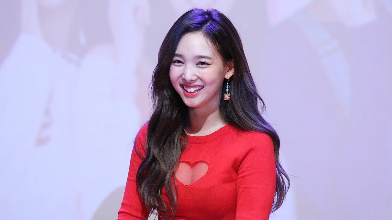 180310 트와이스(TWICE) 나연 연상이 좋아? 연하가 좋아? [서든어택 팬미팅] 4K 직캠 by 비몽