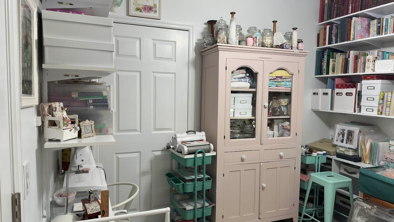 Small #craftroomstorage  ideas 🌸
