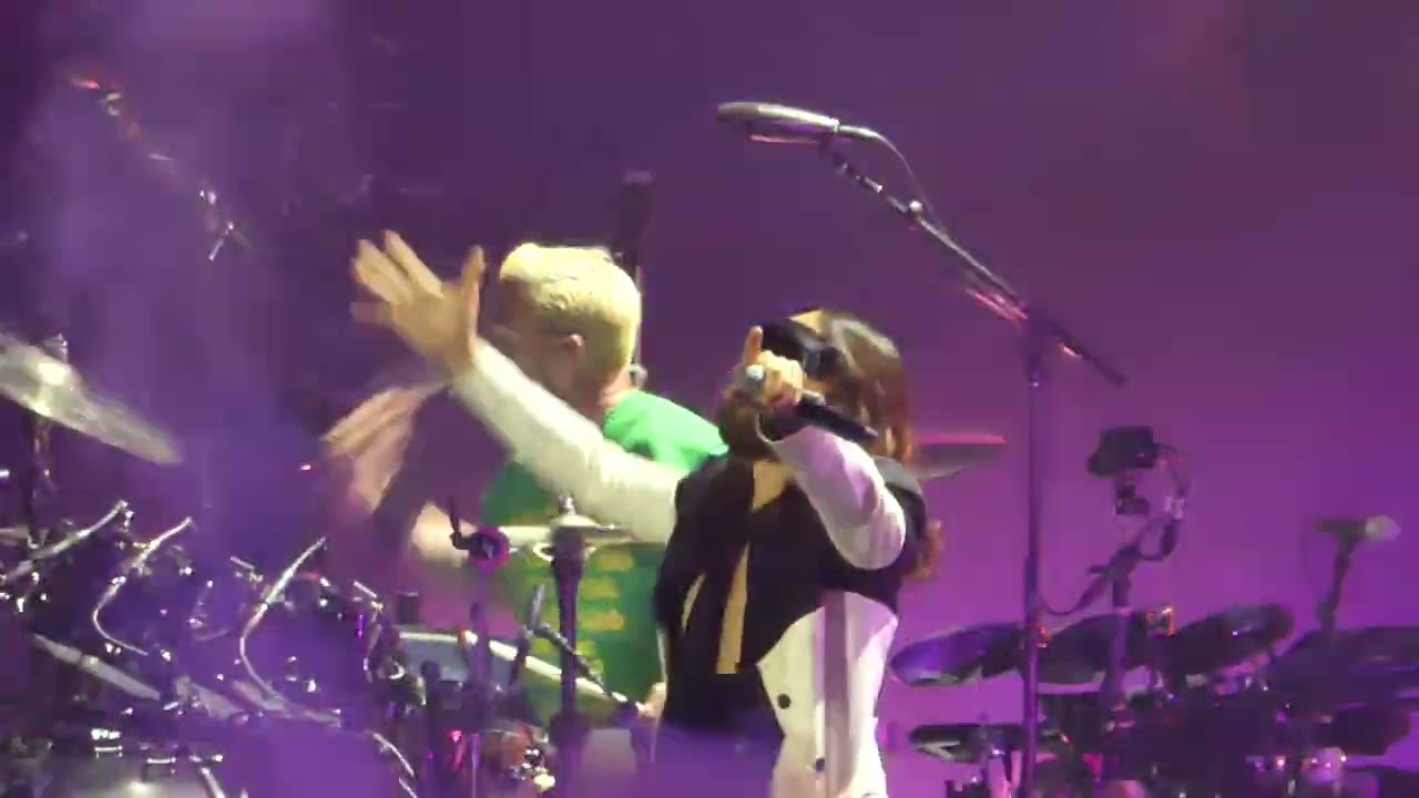 HD - 30 Seconds to Mars - Kings and Queens (live) @ Vienna, Austria 18.05.2024