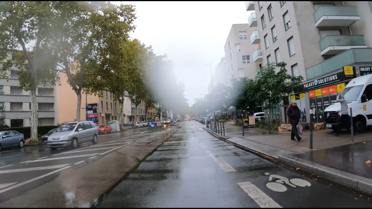 Lyon sous la pluie | Fatbike