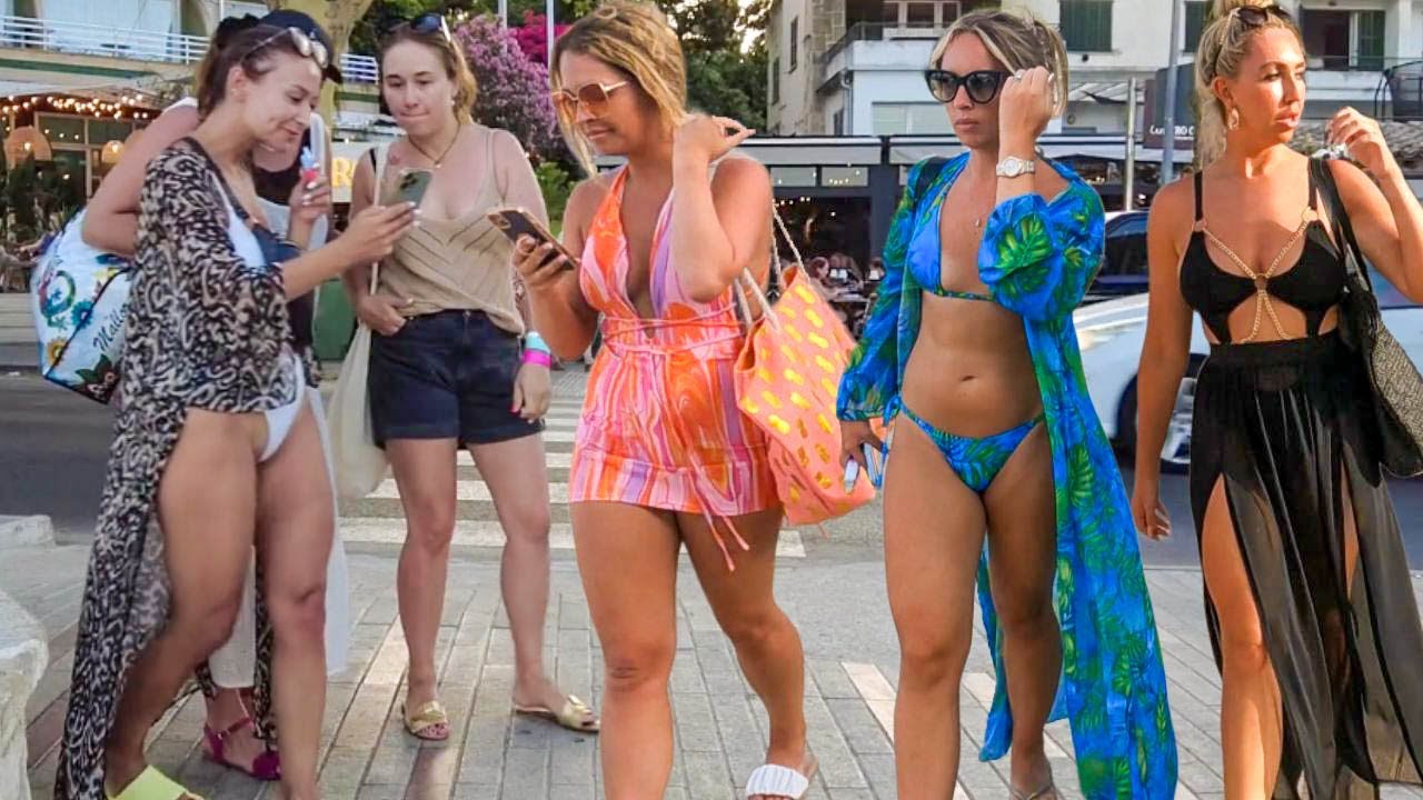 Mallorca PALMA NOVA Majorca  Evening Walk Tour