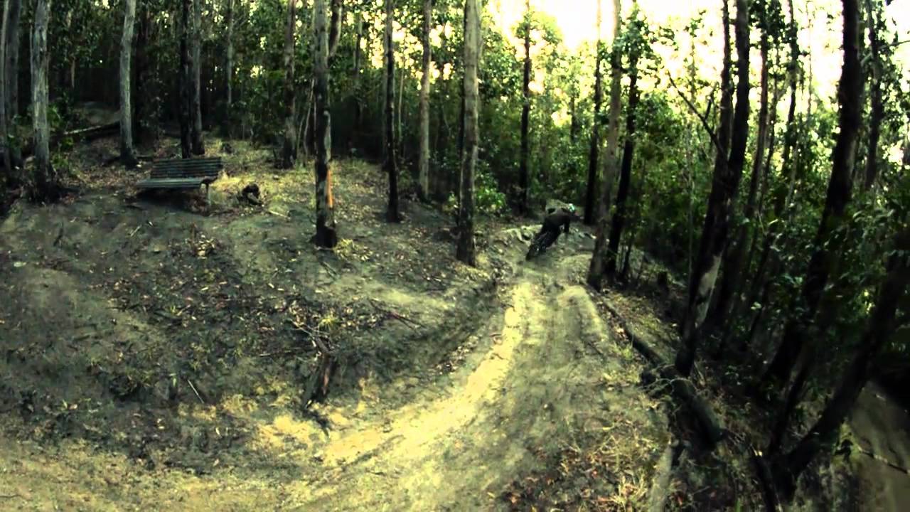 Nikon D3200 720p Camera test Downhill Mountain Biking