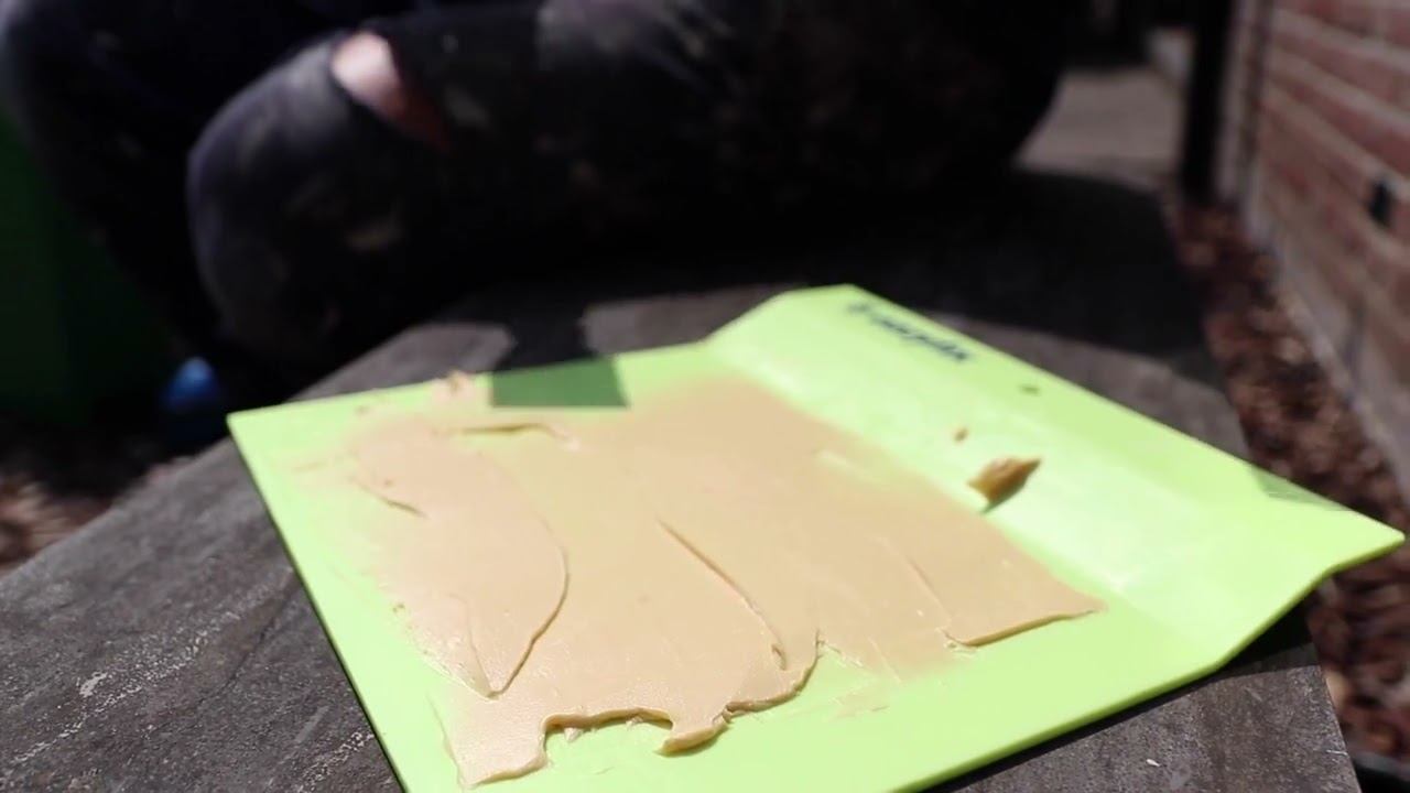 Réparer une porte en bois pourri : étape 3