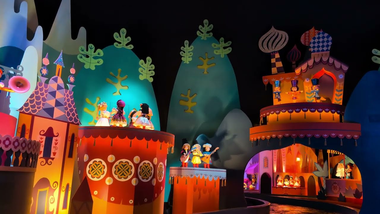 [4K] Hong Kong Disneyland, It's a Small World